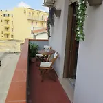 Estrella A Due Passi Dalla *